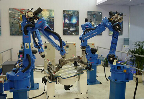 新浪科技:美国机械工程是学会设计委员会亚洲理事长：发展多臂机器人