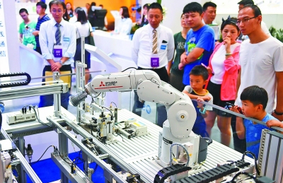 机器人“明星”齐聚北京—探秘2018世界机器人大会博览会